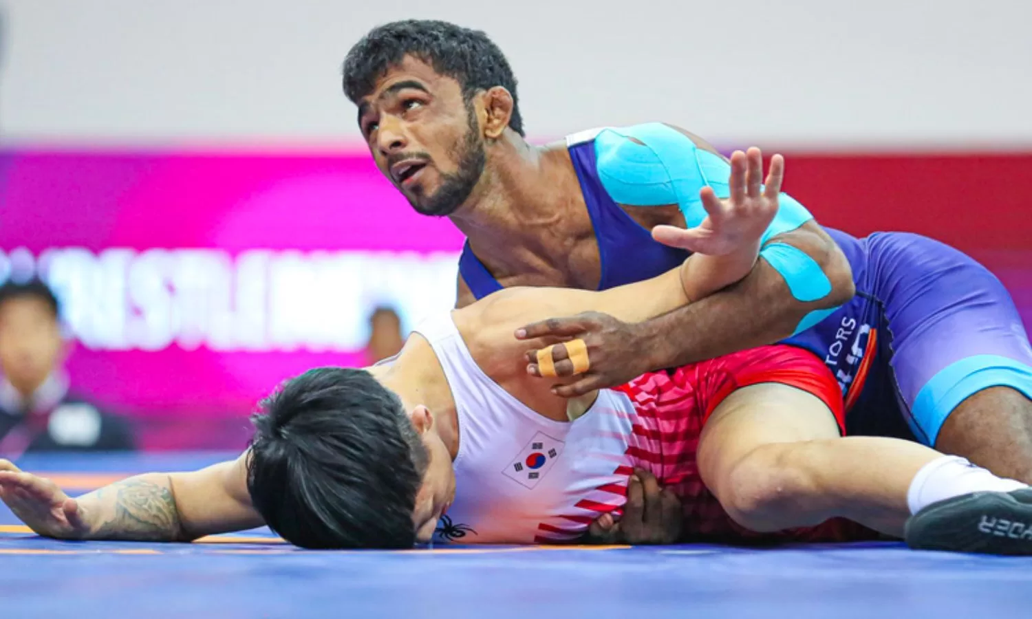 Greco-Roman wrestlers produce disappointing result
