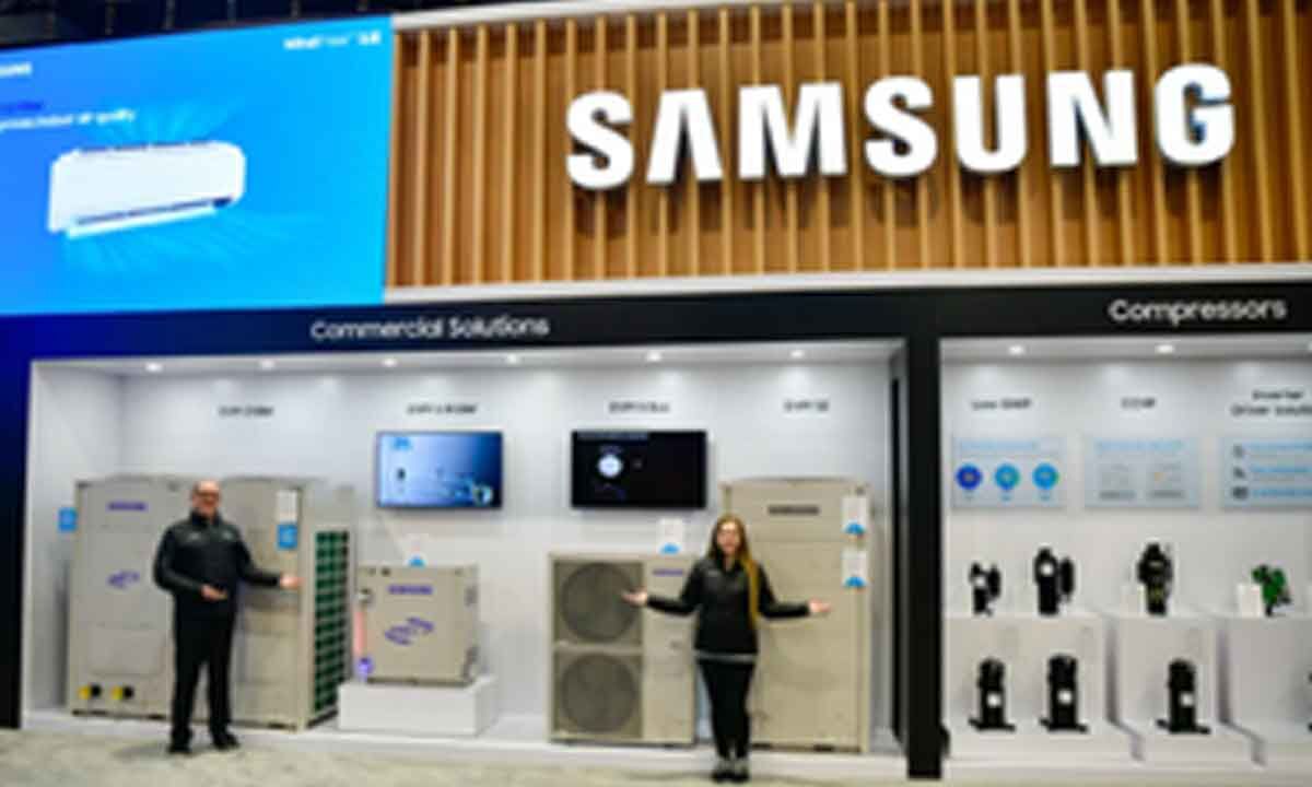 Samsung, labour union to resume wage talks this week