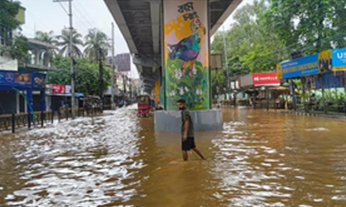 Heavy rains cause severe waterlogging in Guwahati