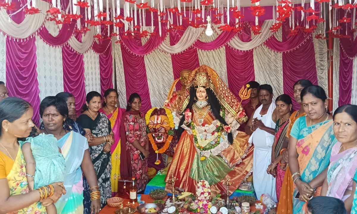 Goddess Mahalakshmi Alankaram on the 6th Day of Navaratri