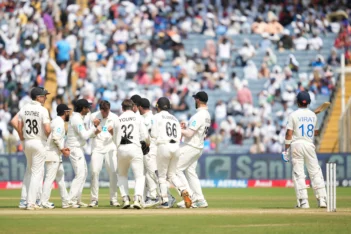 India's 12-year streak at home ends as New Zealand bring 18-series record to grinding halt